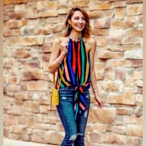 Striped front tie striped trendy top.